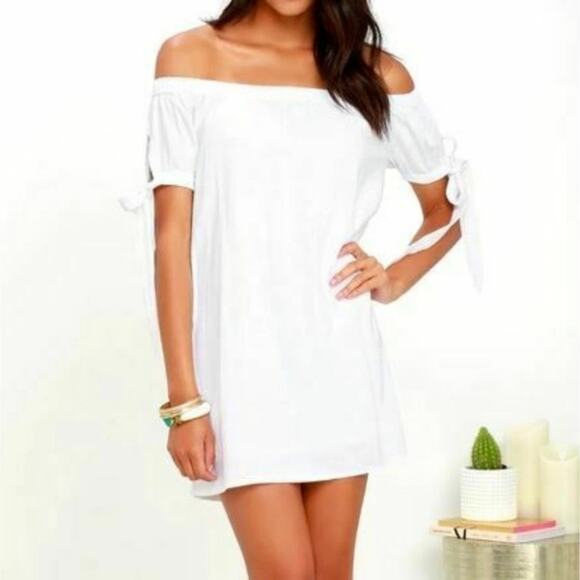 NWT Lulu's Al Fresco Evenings Off the Shoulder Dress - Picture 1 of 6